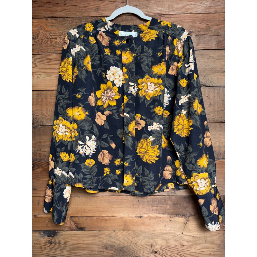 Jones Wear Vtg Blouse Womens 14 Floral Button Front Pleated Back Statement Cuff